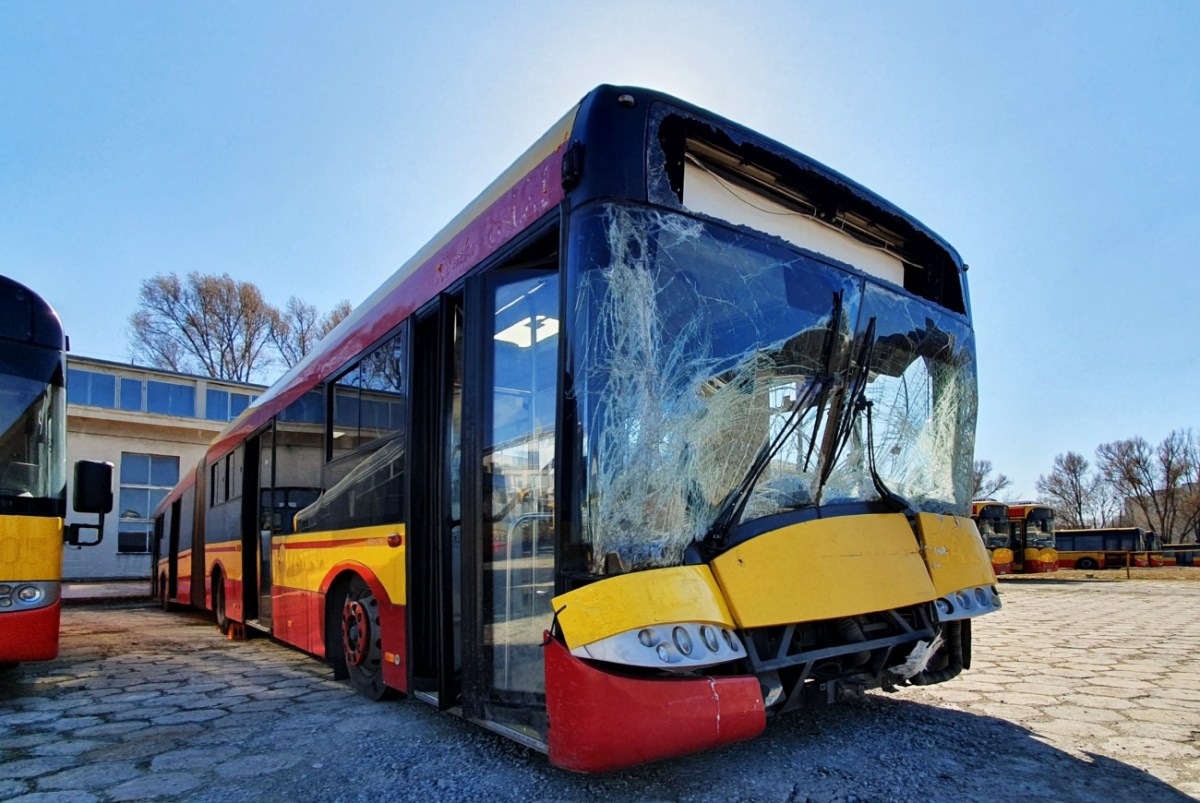 8421
Nie jest to szczególnie silne rozbicie. Autobus po prostu już się skończył.

Foto: MZA.
Słowa kluczowe: SU18 8421 ORT 2020