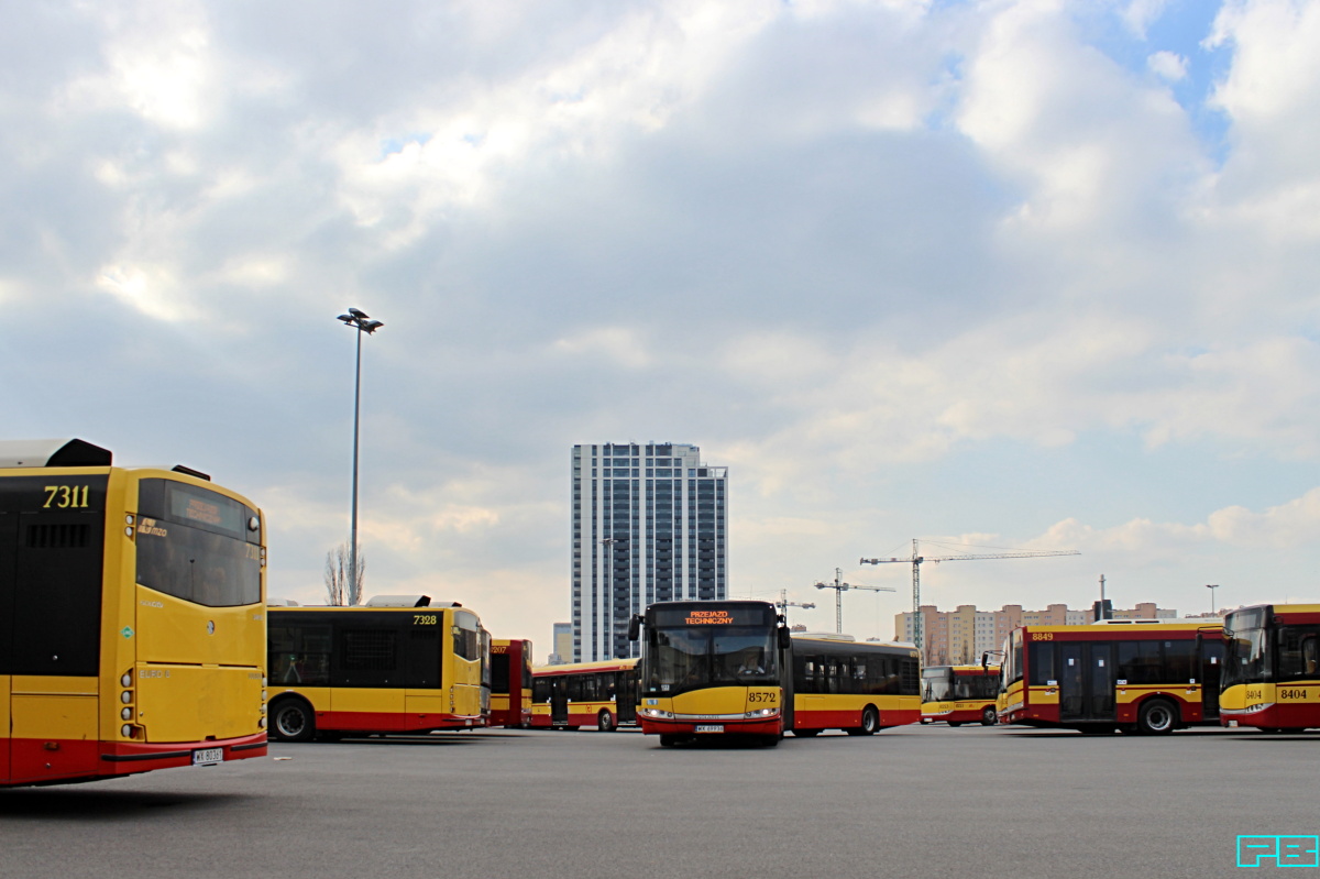 8572
Wyjazd na popołudniówkę.
Słowa kluczowe: SU18 8572 ZajezdniaOstrobramska 2018