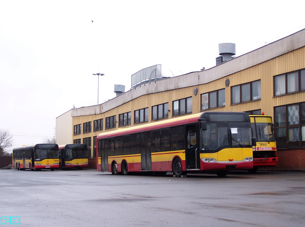 8632, 8017
W barwach MZA już nie pojadą.
Słowa kluczowe: SU15 8632 8017 ZajezdniaKleszczowa 2016