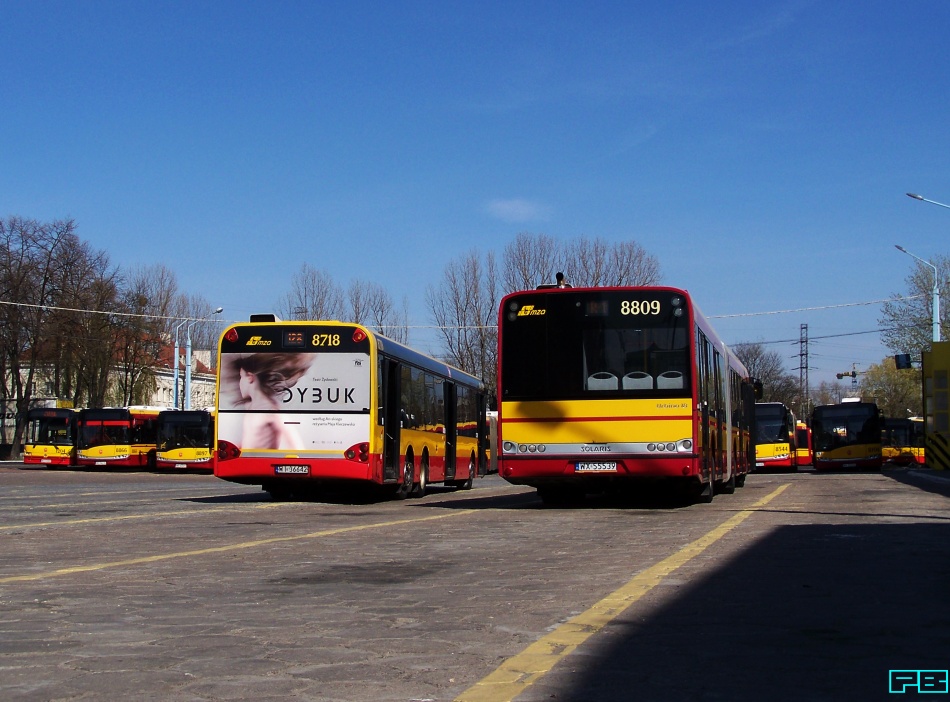 8718, 8809
Wyjazdy na trasy. 8718 na 128.
Słowa kluczowe: SU15 8718 128 SU18 8809 ZajezdniaWoronicza 2015