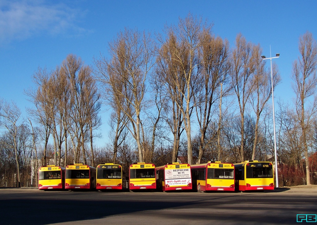 8742, 8021, 8708, 8914, 8009, 8035, 8722
Jakże przeróżne numery wciąż gotowe do pracy.
Słowa kluczowe: SU15 8742 8021 8708 8914 8009 8035 8722 ZajezdniaKleszczowa 2015