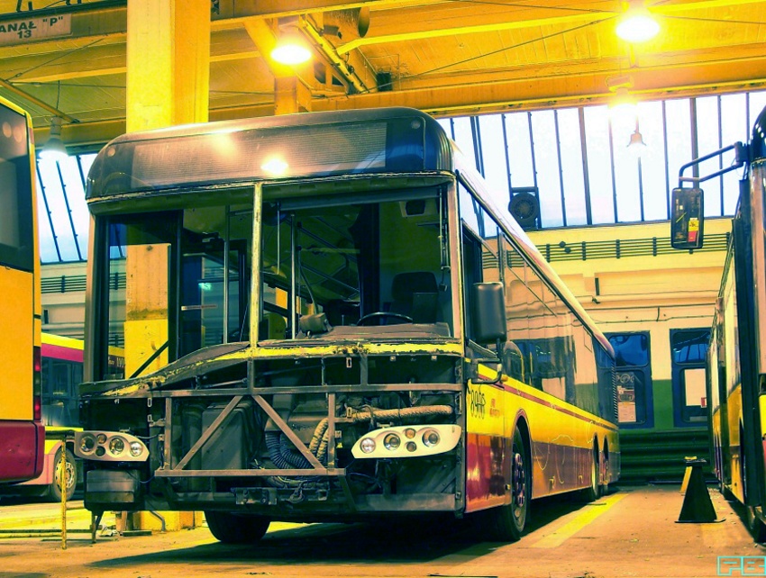 8906
Kolejny Solaris w remoncie.
Słowa kluczowe: SU15 8906 ORT 2013