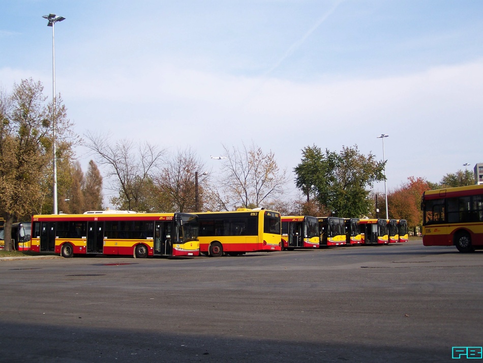8913
Zaplątał się w sektorze 12-stek.
Słowa kluczowe: SU15 8913 ZajezdniaKleszczowa 2014
