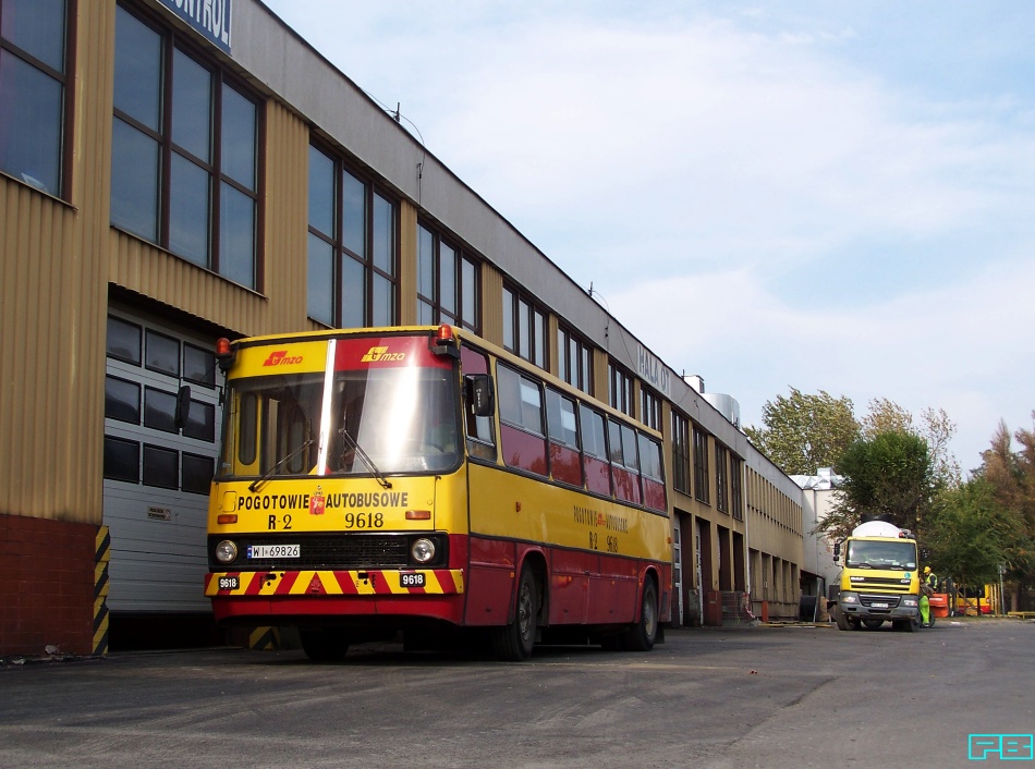 9618
Jeszcze kompletny, jednak to już koniec służby.
Słowa kluczowe: IK280/A 9618 ZajezdniaKleszczowa 2014