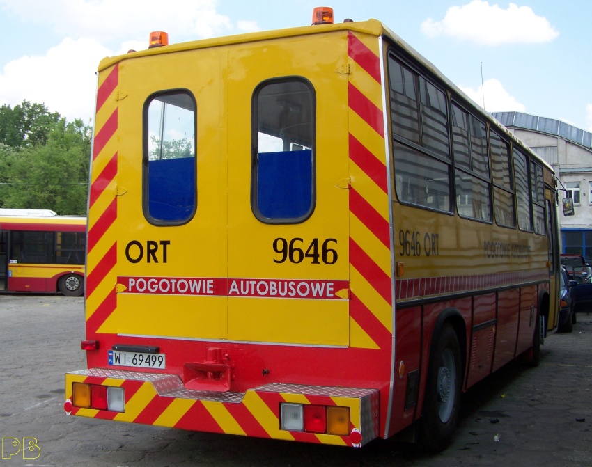 9646
Gdyby nie te "oryginalne" niebieskie inkrustracje...
Słowa kluczowe: Ik280/A 9646 ORT