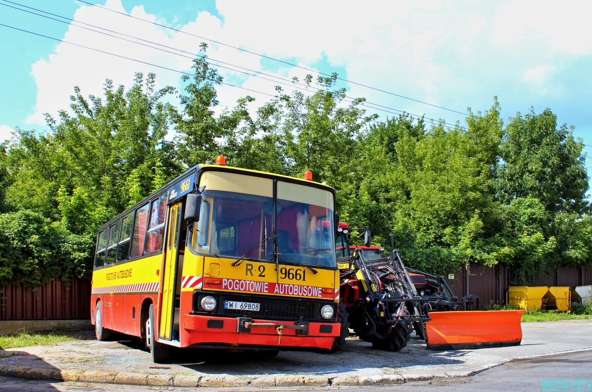 9661
Na niego przyszedł już chyba czas.
Słowa kluczowe: IK280A 9661 ZajezdniaKleszczowa 2014