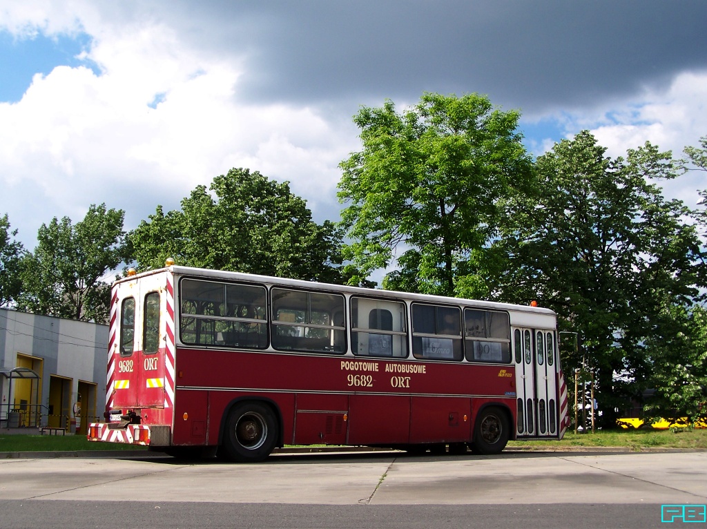 9682
Żywy.
Słowa kluczowe: IK280A 9682 ZajezdniaOstrobramska 2017