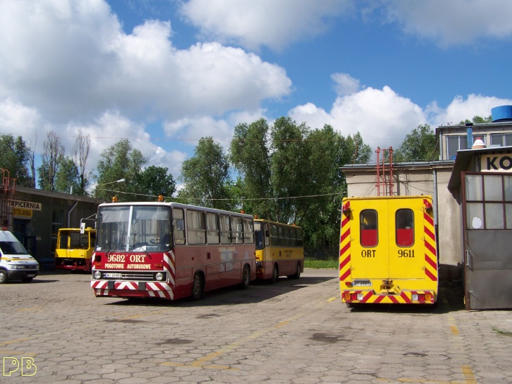 9682, 9611
Zjazd wozów technicznych na ORT
Słowa kluczowe: Ik280/A 9682 9611 ORT