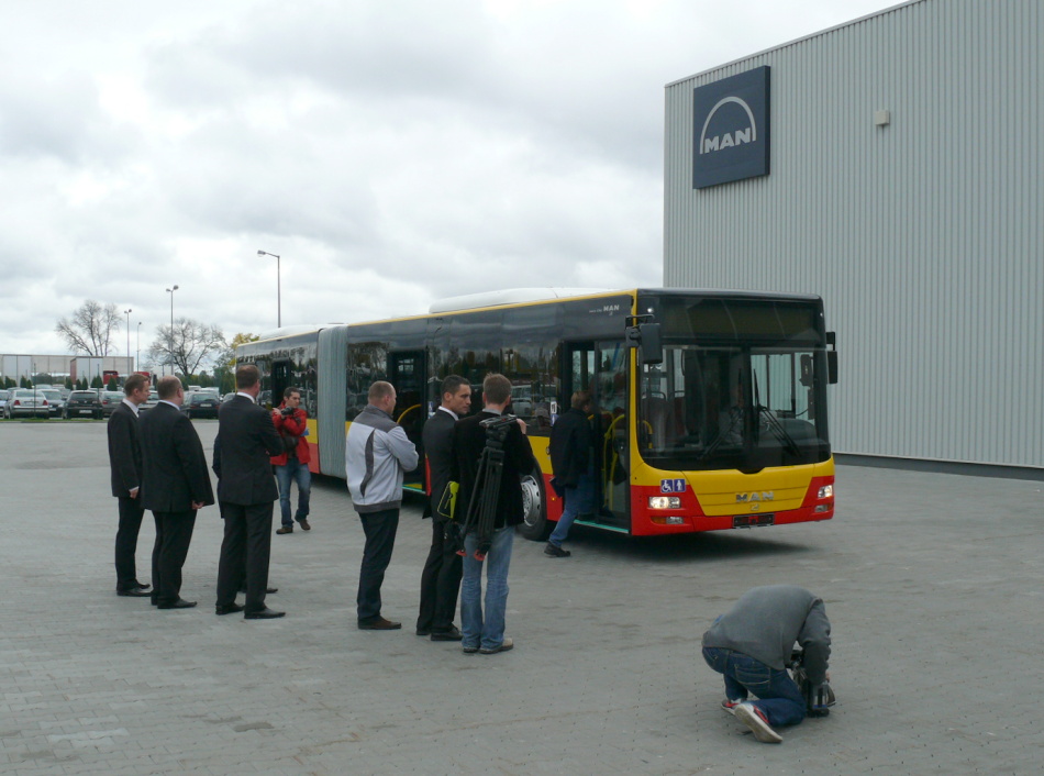 MAN Lion's CityG
Prezentacja dla dziennikarzy.
Słowa kluczowe: Lion'sCityG MANfabryka Sady 2010